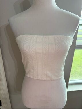 Tiger Mist Strapless White Knit Tube Top